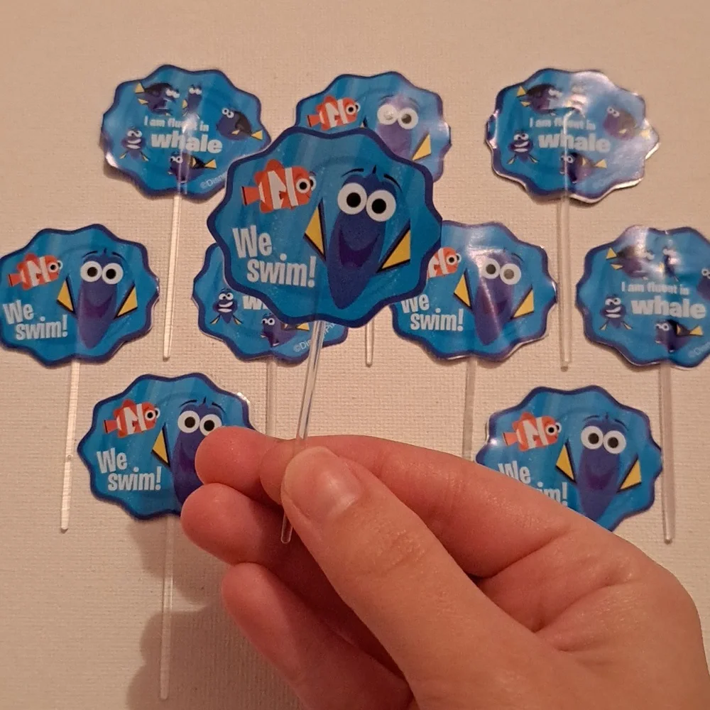 4/$15 🌻 Set of 10 Finding Dory Cupcake Toppers Picks